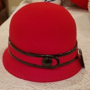 Elegant Red Women's Cloche Hat